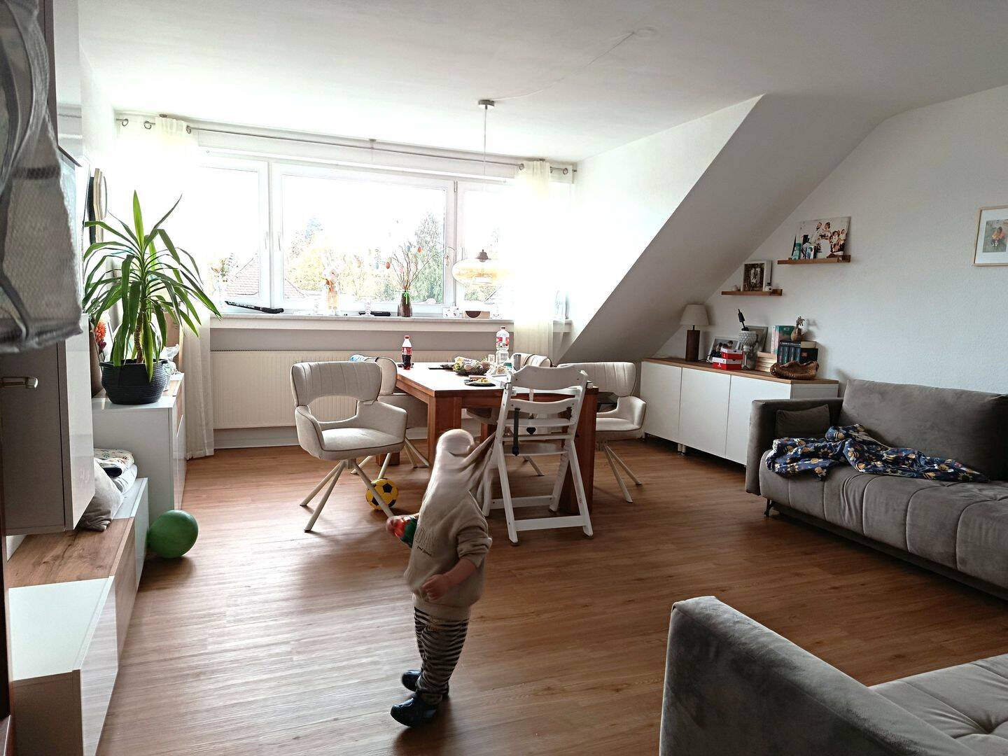 GEMÜTLICHE DACHWOHNUNG in GUTER LAGE von DÜNNWALD, 51069 Köln (Mülheim Dellbrück Dünnwald Höhenhaus)
