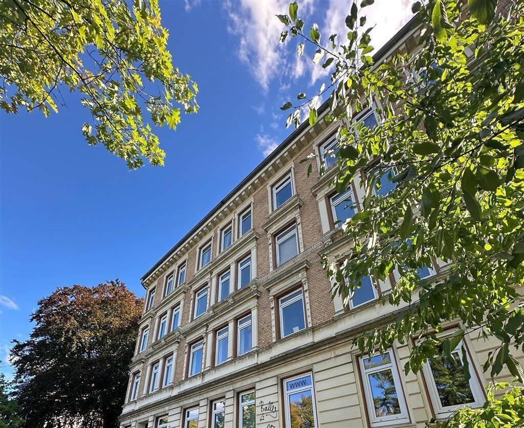 charmante 2-Zi.-Altbau-Whg., 3. OG, Eimsbütteler Marktplatz, Fenster neu mit erhöhtem Schallschutz, 20257 Hamburg (Eimsbüttel Altona-Nord)