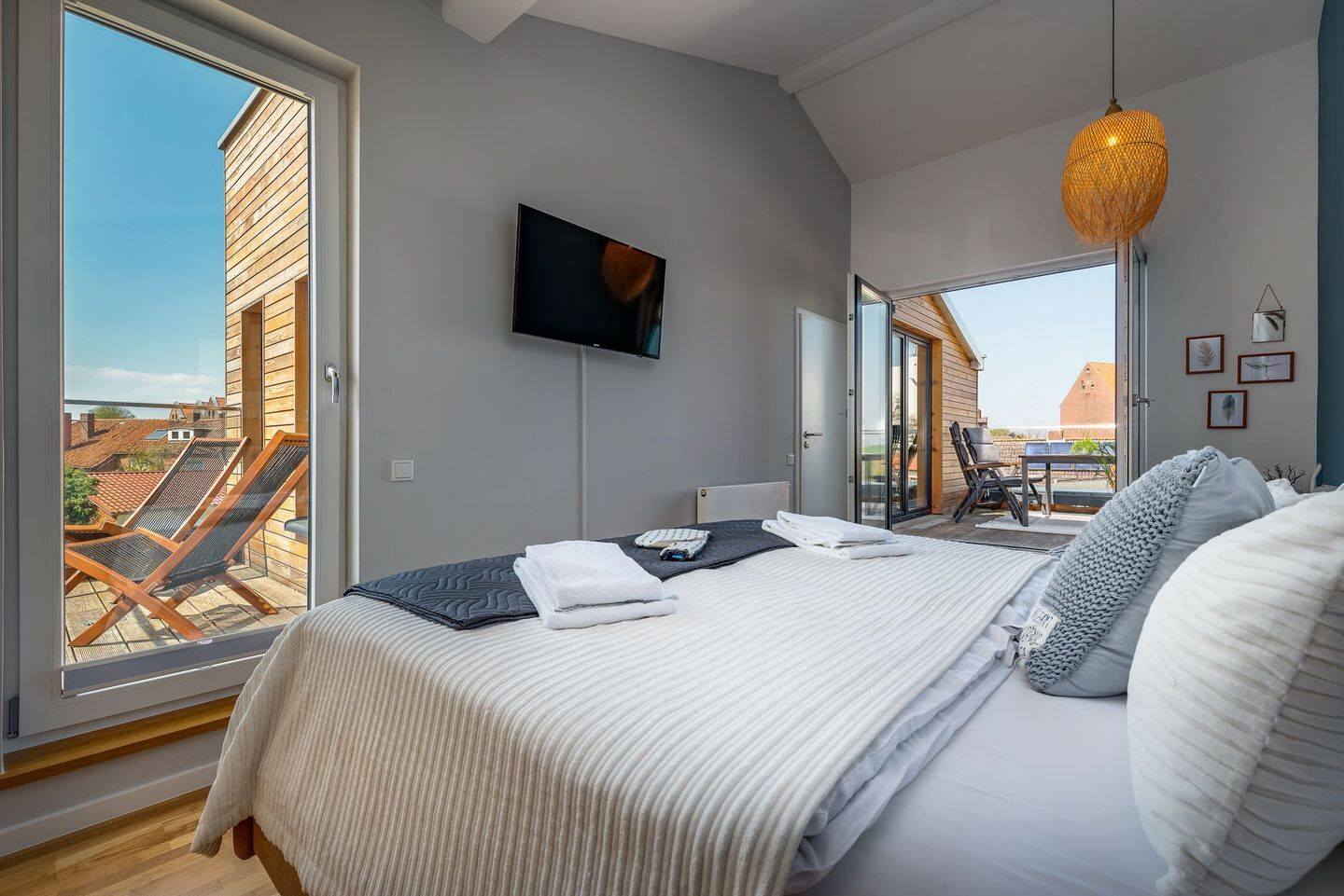 Wohnjuwel auf zwei Ebenen – charmante Maisonette mit zwei Balkonen, Stellplatz und Ferienvermietungsmöglichkeit, 23774 Heiligenhafen