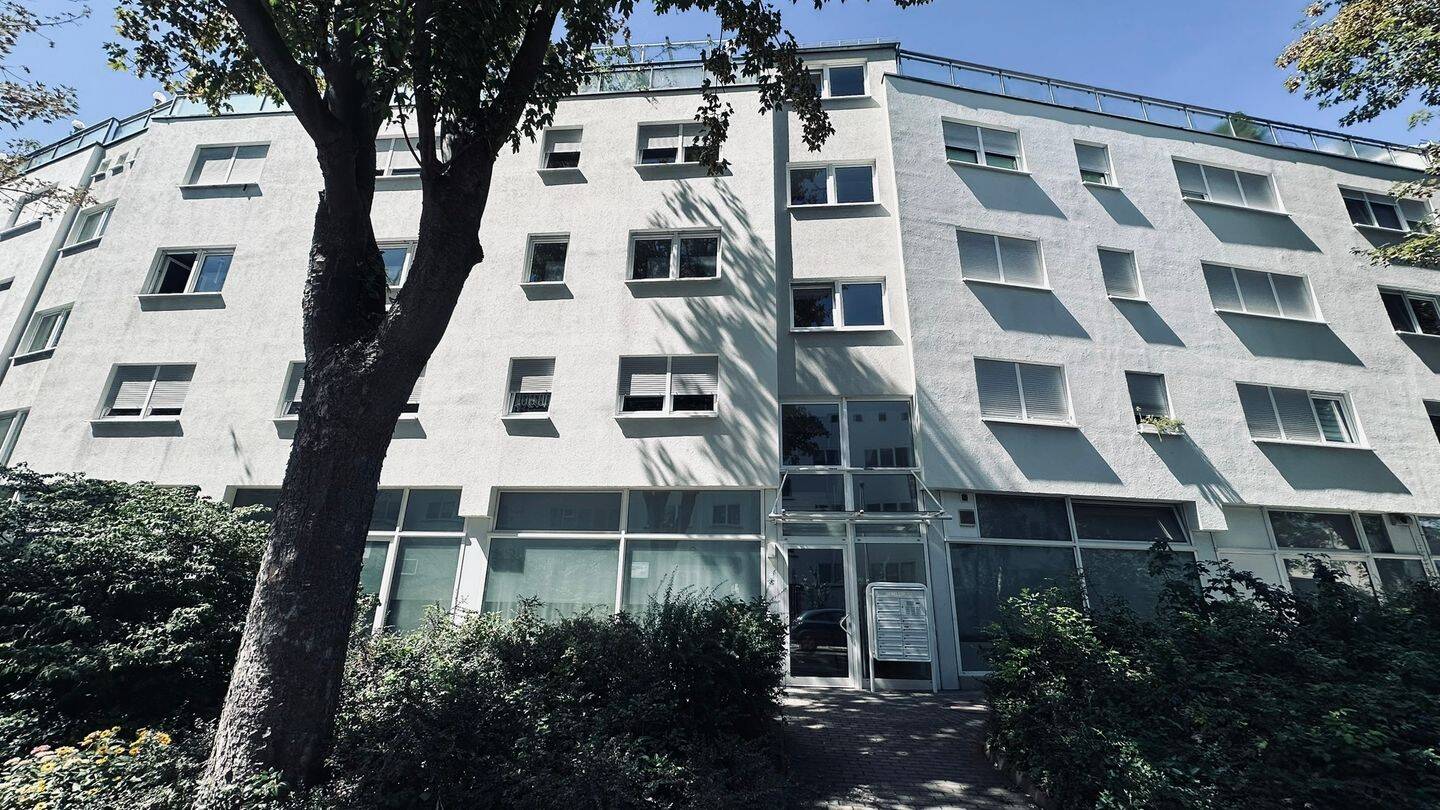 Sofort verfügbare, unvermietete 3-Zimmer Wohnung mit Aufzug, Balkon und TG-Stellplatz (+15.000€), 99086 Erfurt