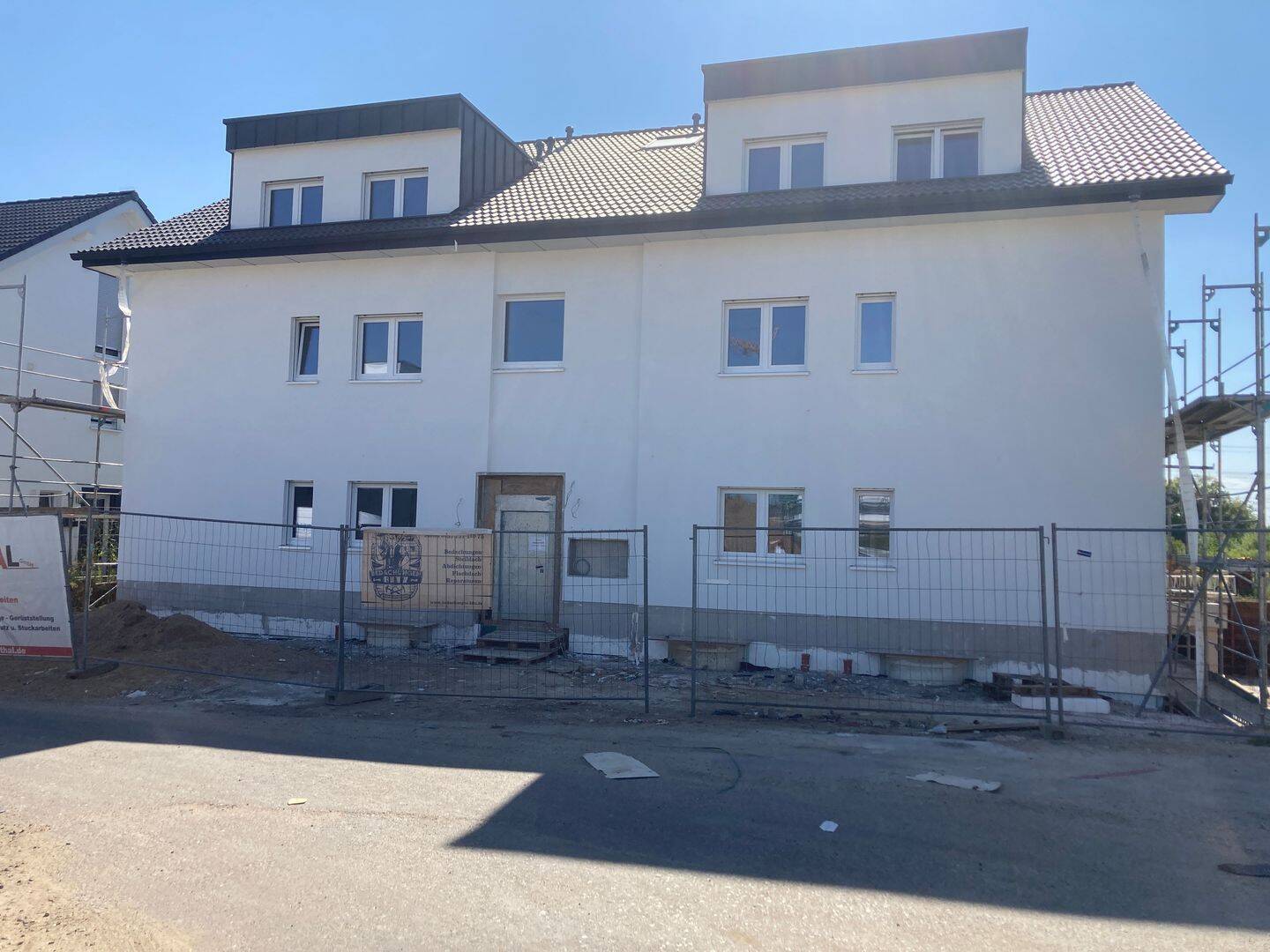 Neubau 3 Zimmerwohnung im 1.Obergeschoß mit Balkon, 53840 Troisdorf
