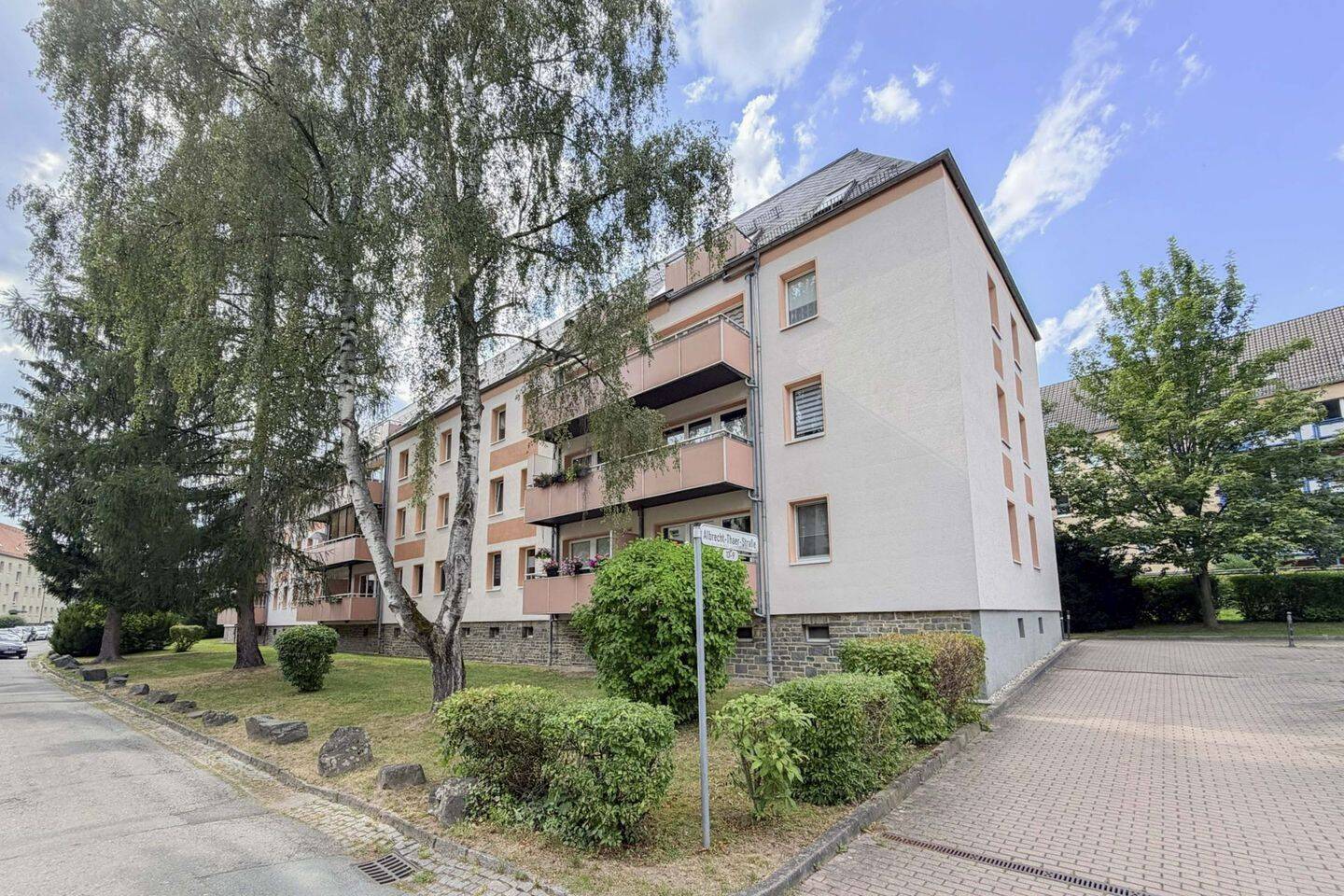 *Eigennutzung* 2-Zi. mit EBK, Balkon und Stellplatz, 9117 Chemnitz (Rabenstein Reichenbrand Rottluff Siegmar)