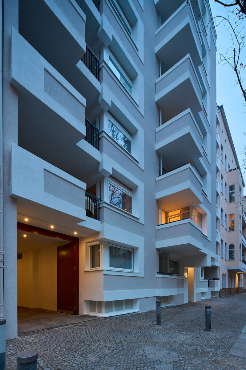 Charlottenburg: Eislebener Str: VERMIETETE 4-Zi-Whg, 92m² – 4.OG + SÜD-Loggia – kündbar in 9 Monaten, 10789 Berlin (Tempelhof-Schöneberg Charlottenburg Schöneberg Wilmersdorf)