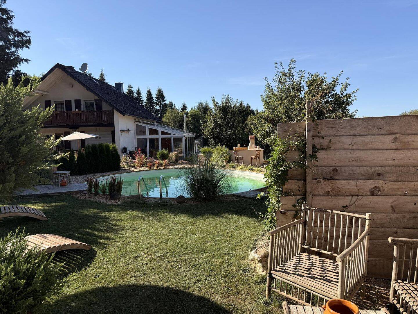 GROßZÜGIGES ANWESEN MIT POOL UND PFERDESTALL, 54616 Winterspelt