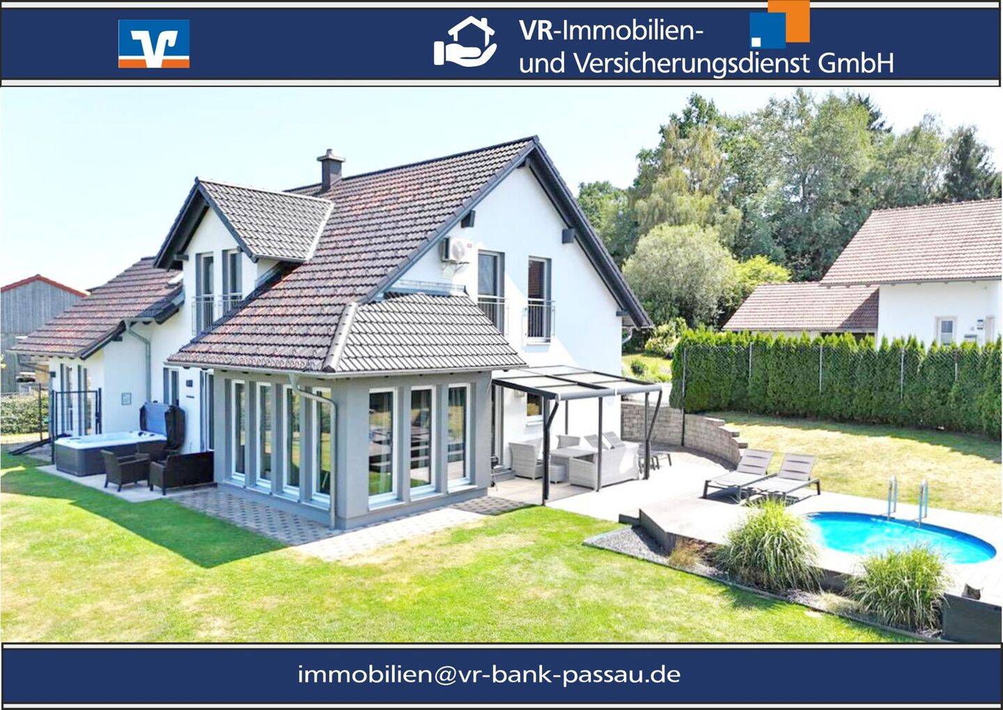 PRIVATES DOMIZIL FÜR HÖCHSTE ANSPRÜCHE Einfamilienhaus mit privater Wellnessoase, Pool und Weitblick in  94078 Freyung, 94078 Freyung