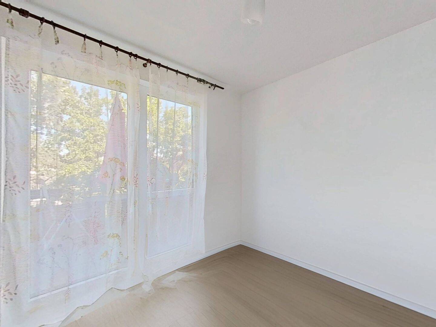 ** Moderne 2-Zimmer-Wohnung mit BALKON in Bonn **, 53119 Bonn (Auerberg Nordstadt Tannenbusch Zentrum)