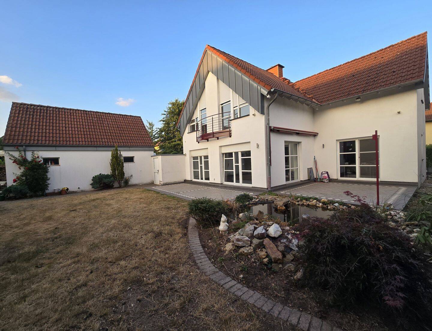 Von Privat – Freistehendes EFH mit Pkw-Doppelgarage in zentrumsnaher, ruhiger Wohnlage von Hückelhoven, 41836 Hückelhoven
