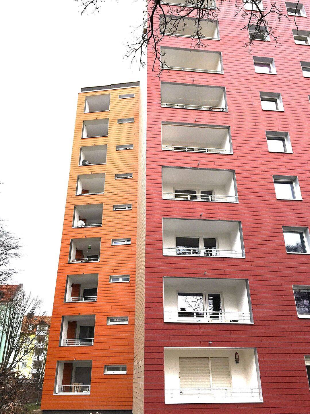 Im 5. Himmel leben, Verkehrsgünstig und Zentrumsnah Wohnen, Ruhe und Feierabend genießen. – 2 Zimmer Eigentumswohnung in Erding –, 85435 Erding