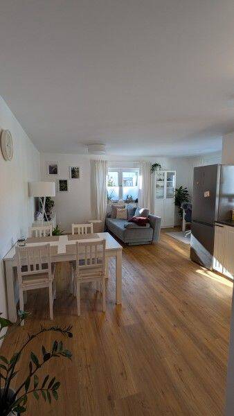 Neuwertige 2-Zimmer-Wohnung in der Nähe der Ammer, 82362 Weilheim i. OB