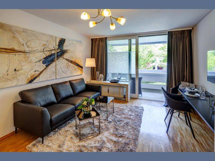Möbliert: Hochwertige moderne Wohnung im Arabellapark, 81925 München (Bogenhausen)