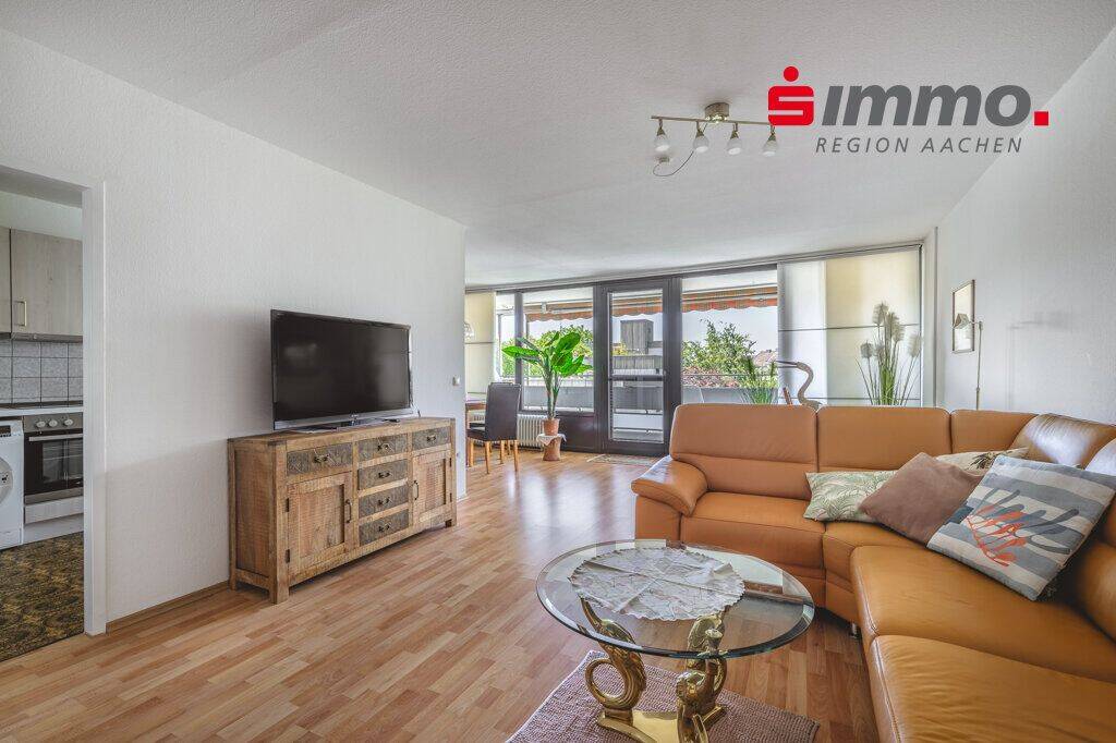 Charmante Stadtwohnung mit perfektem Grundriss, sonnigem Balkon, Garage und viel Platz zum Leben, 52080 Aachen
