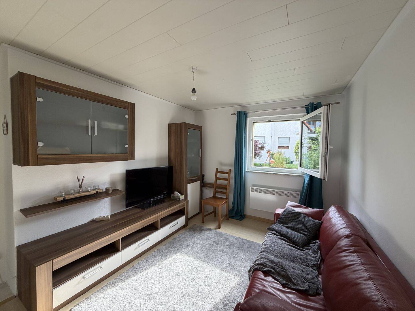 Attraktive vermietete 2-Zimmer-Wohnung mit  Balkon, 90768 Fürth