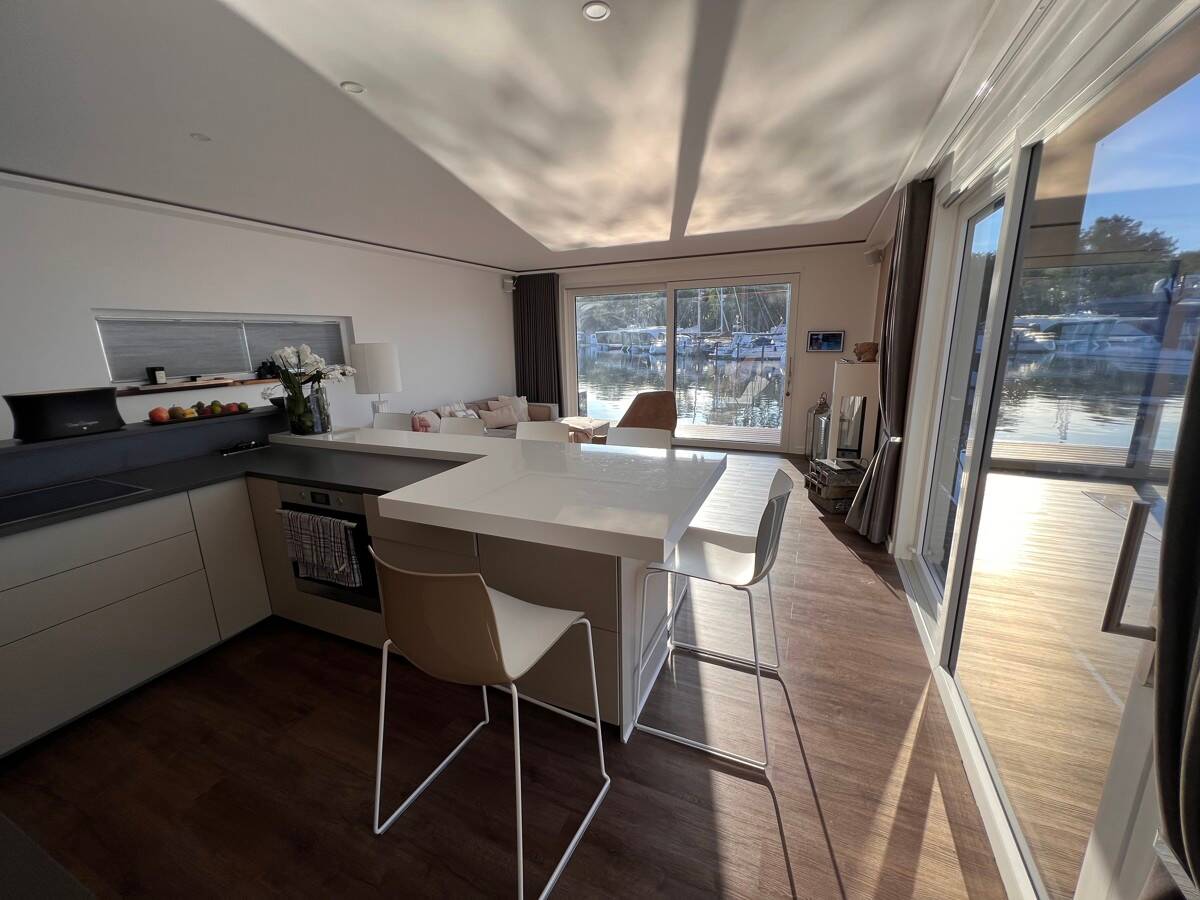 LUXUS Hausboot – 3 Etagen – 100m² Wohnen + 120 m² SONNENTERRASSE – Kamin, Kino, komplett individuell, 13505 Berlin (Reinickendorf Heiligensee Konradshöhe Tegel)