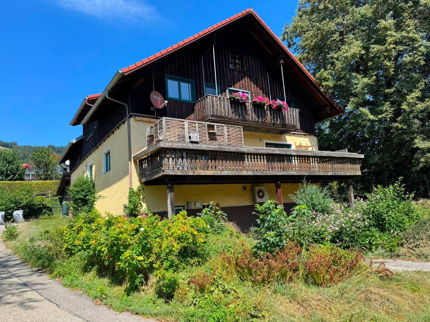 Großzügige 4,5-Zimmer-Wohnung im EG mit Süd-Balkon in Weitnau, 87480 Weitnau