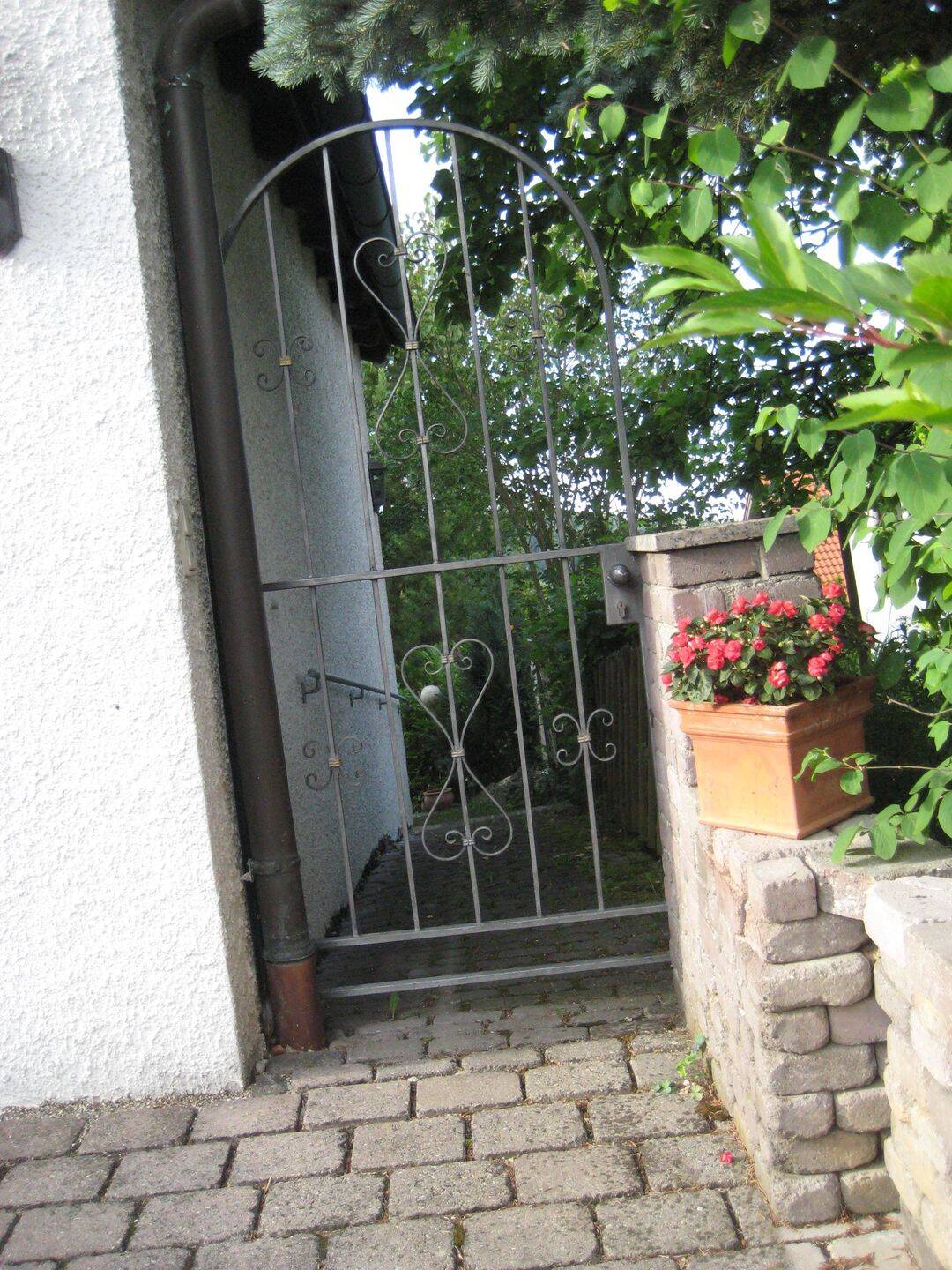 attraktive 2-Zi Wohnung 48qm mit Terrasse in 2 Fam.Haus, 89134 Blaustein
