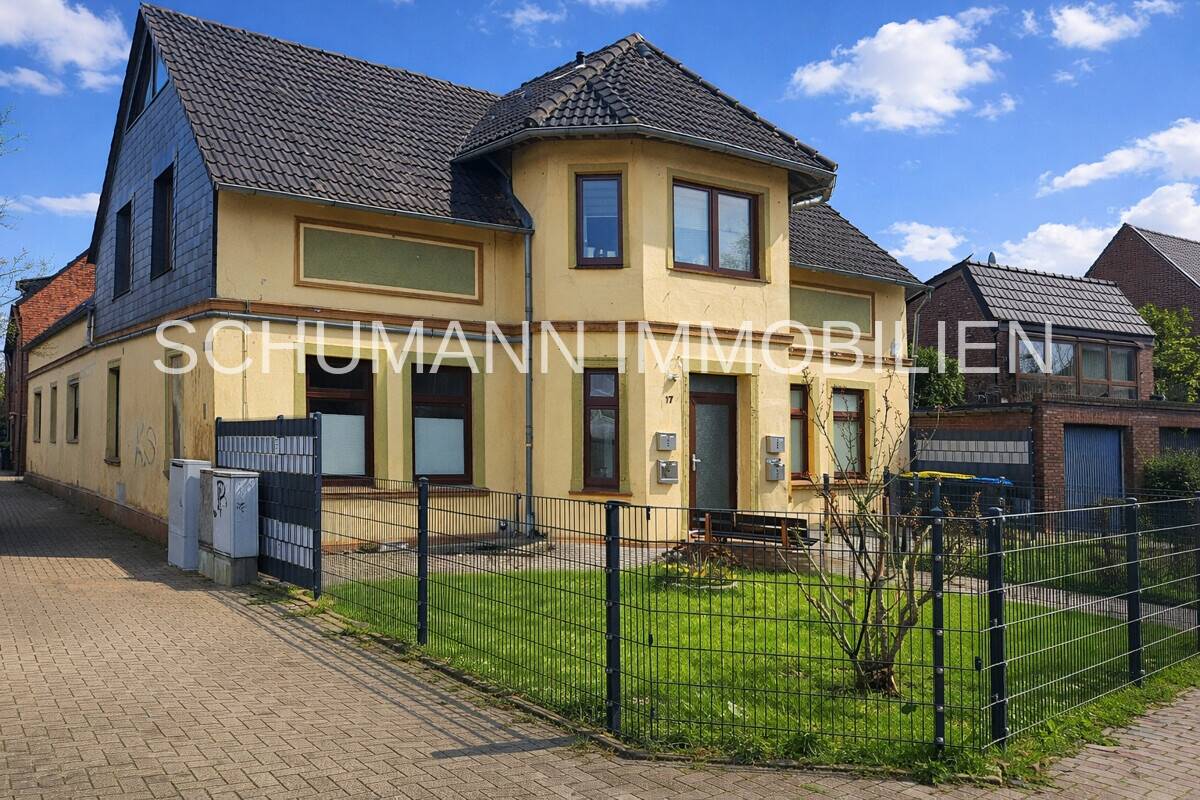Tolle 4 Zimmerwohnung mit eigenem Innenhof, Nebenflächen und Garage, 26384 Wilhelmshaven (Heppens Heppenser Groden Innenhafen Innenstadt Neuende)