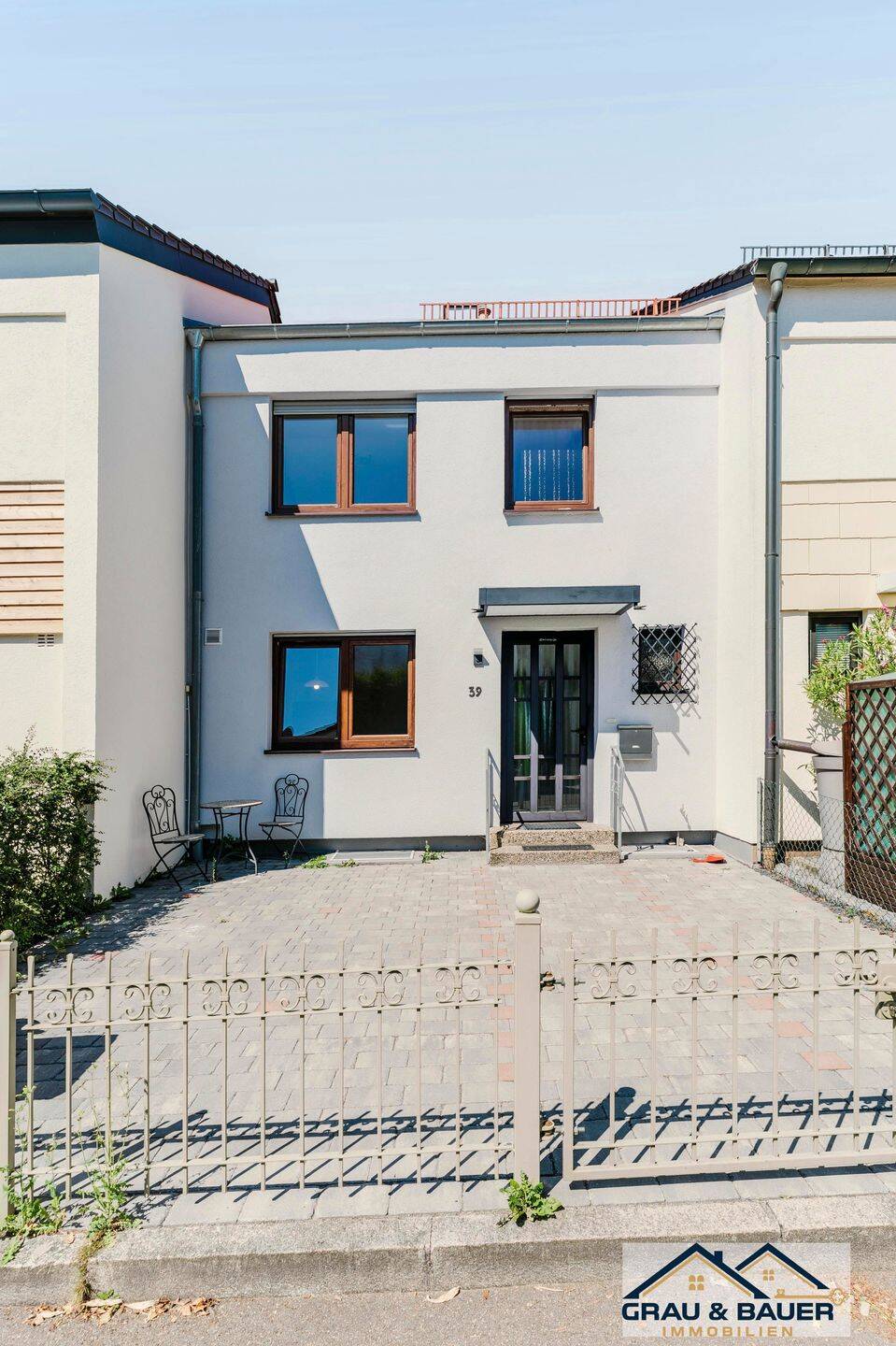 Liebevoll gepflegt, begehrt gelegen – Reihenmittelhaus Am Hohensand, 93138 Lappersdorf
