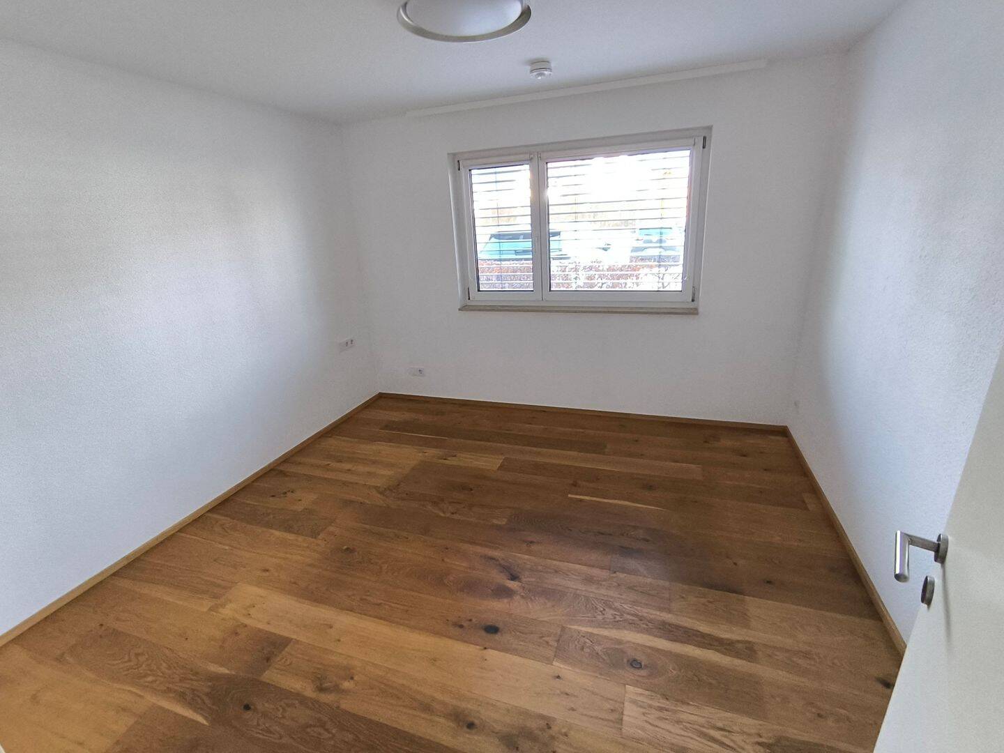 Wohnen mit Charakter: 3-Zimmer-Erdgeschosswohnung in Friedrichshafen, 88045 Friedrichshafen