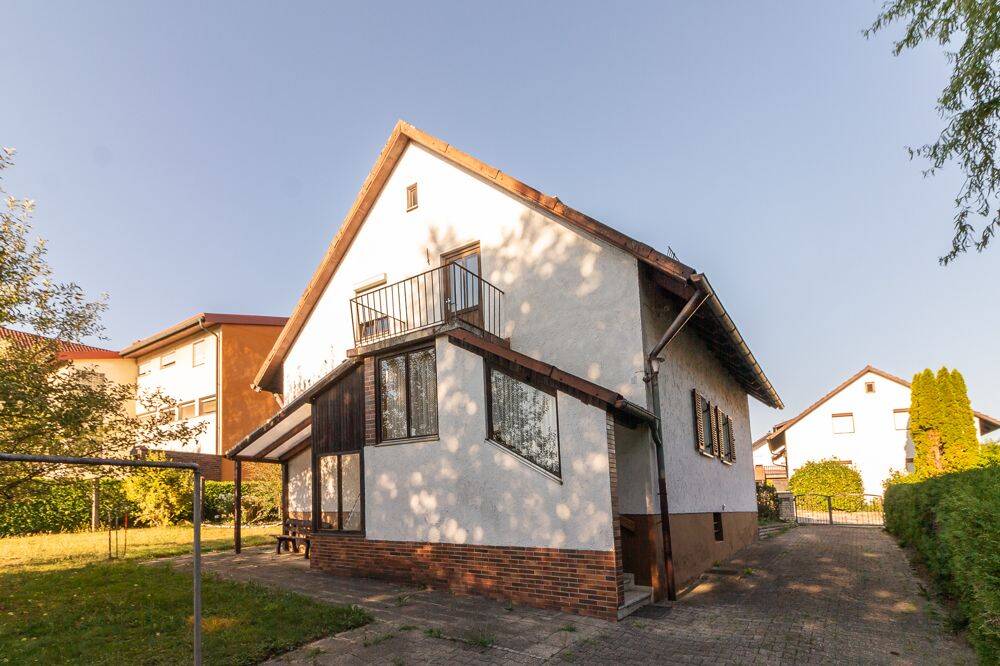 Passau-Neustift: Einfamilienhaus, Baujahr: 1958, total ruhige Lage, 732 m² ebener Grund, 94036 Passau (Abraham Haidenhof-Nord Haidenhof-Süd Heining Kohlbruck)