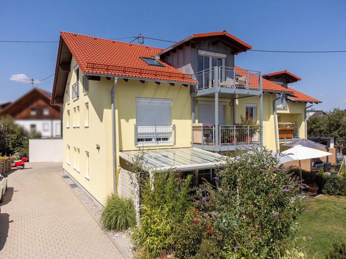 Neuwertige KfW-40-Dachgeschosswohnung mit hochwertiger Ausstattung, 86825 Bad Wörishofen