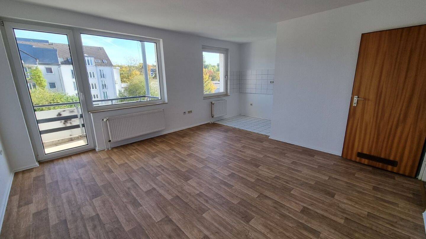 Renovierte 3-Zimmer-Wohnung mit Balkon und Stellplatz! Perfekt für die Familie!, 44809 Bochum (Grumme Hamme Hofstede Innenstadt Riemke)