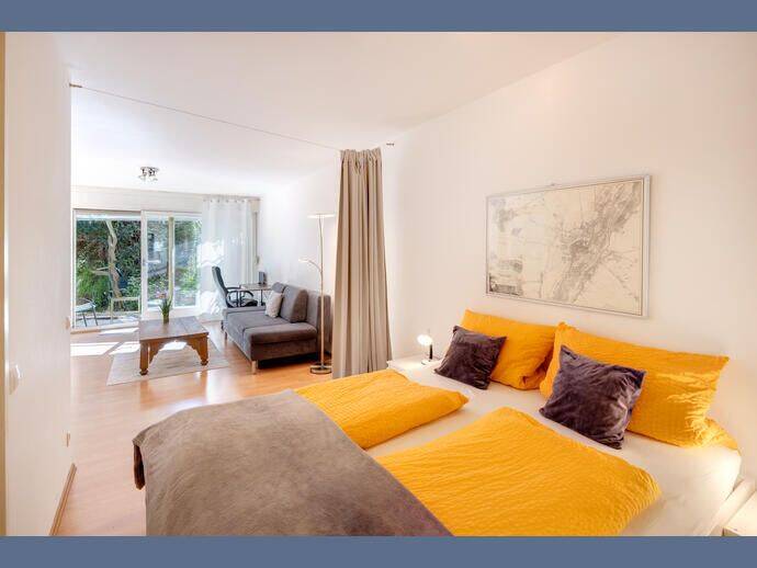 Möbliert: Großzügig & gemütlich – Ruhige Lage zum Innenhof, 80796 München (Schwabing-West)