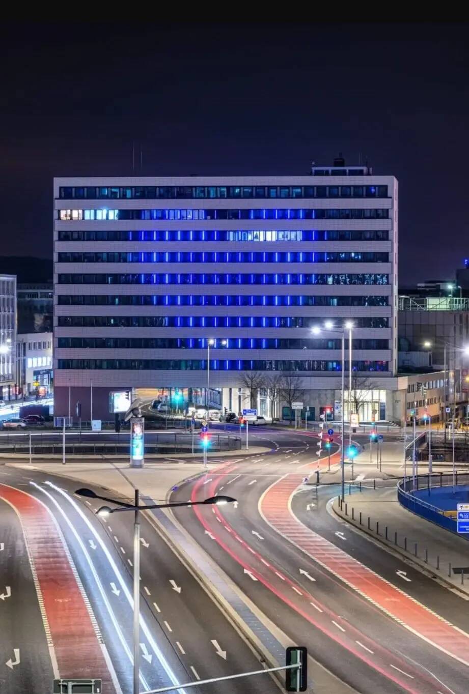 Stilvoll sanierte 2-Zimmer-Wohnung mit EBK in Saarbrücken, 66117 Saarbrücken