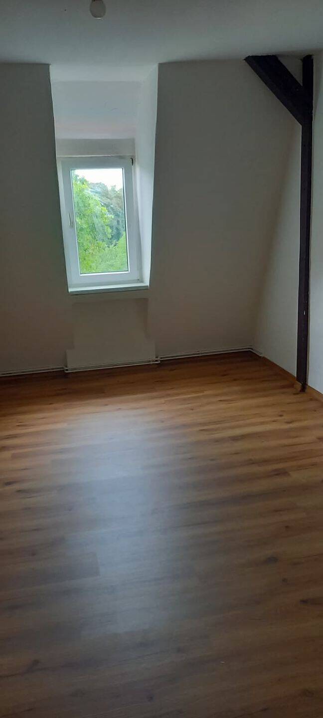 Attraktive 2‑Zimmer‑DG‑Wohnung, 4860 Torgau