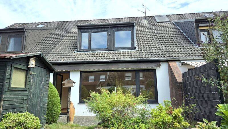 0 % Käuferprovision! Familienfreundliches Reihenmittelhaus mit sonnigem Garten!, 27753 Delmenhorst (Bungerhof Deichhorst Dwoberg/Ströhen Mitte)