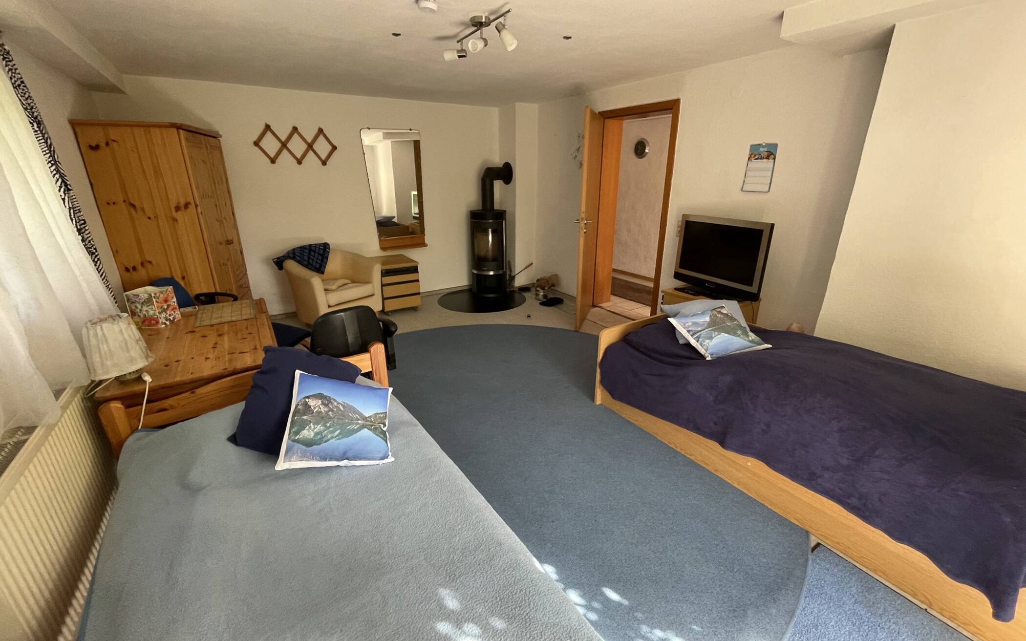 Möbliertes Wohnen auf Zeit in Leonberg – Privates Gästezimmer ab 4 Wochen mieten, 71229 Leonberg