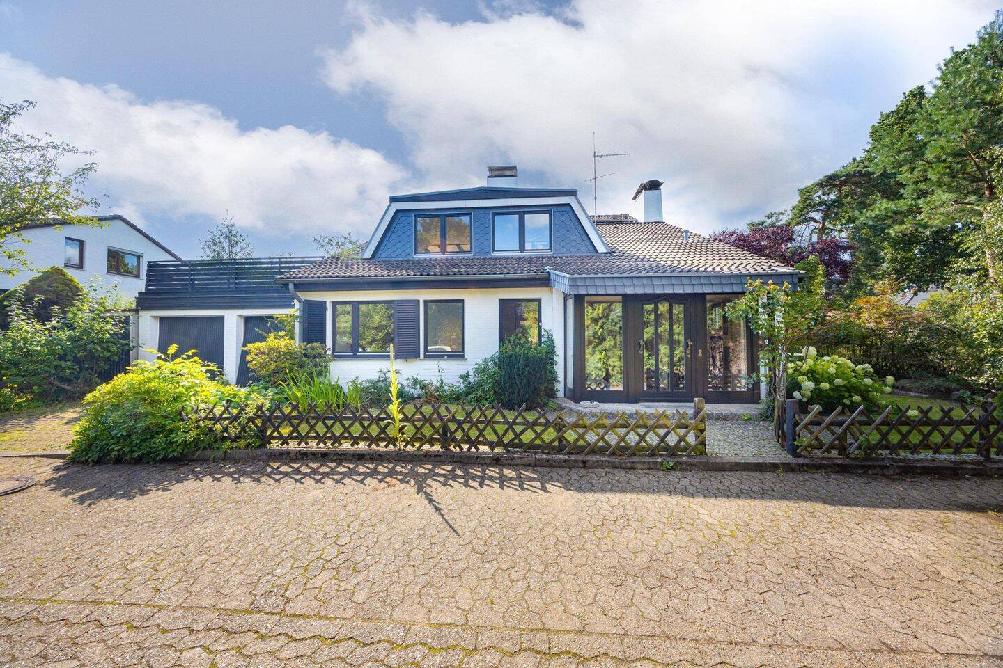 Viel Platz für zwei Familien, Mehrgenerationenprojekte und Homeoffice-Konzepte, 21244 Buchholz in der Nordheide