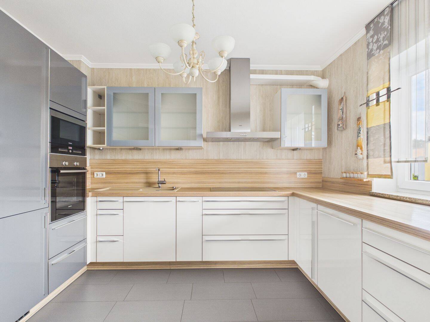 Exklusive 3 Zimmer ETW auf 90m² in Nürnberg mit Tiefgaragenstellplatz, EBK, Balkon uvm.!, 90455 Nürnberg