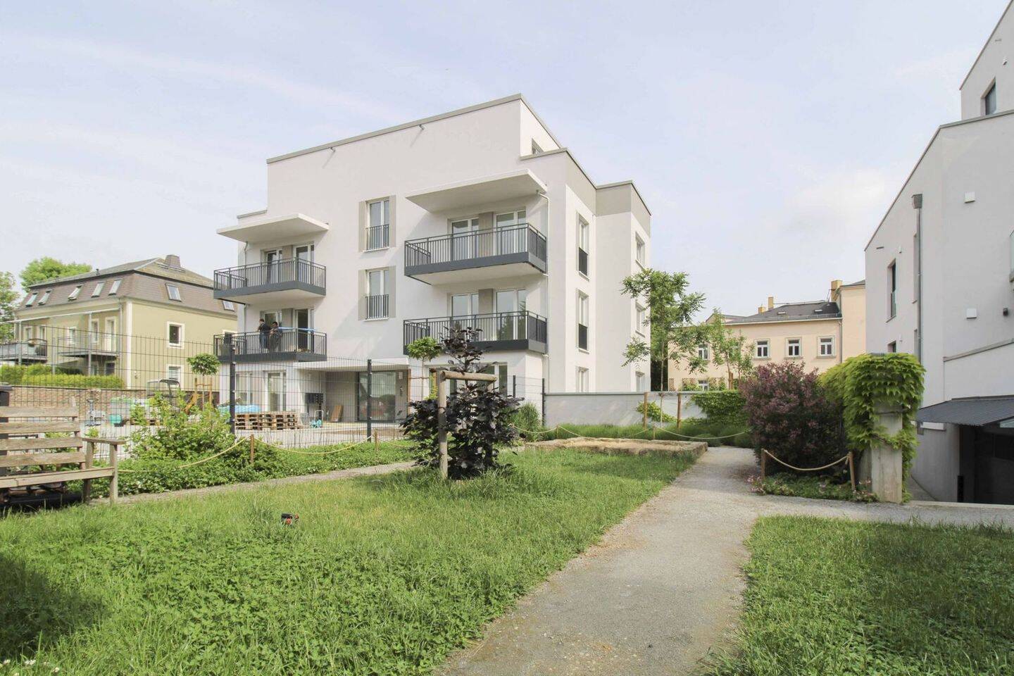Exklusive 4-Zimmer Terrassenwohnung im Neubau mit TG-Stellplatz in Dresden-Cotta, 1157 Dresden