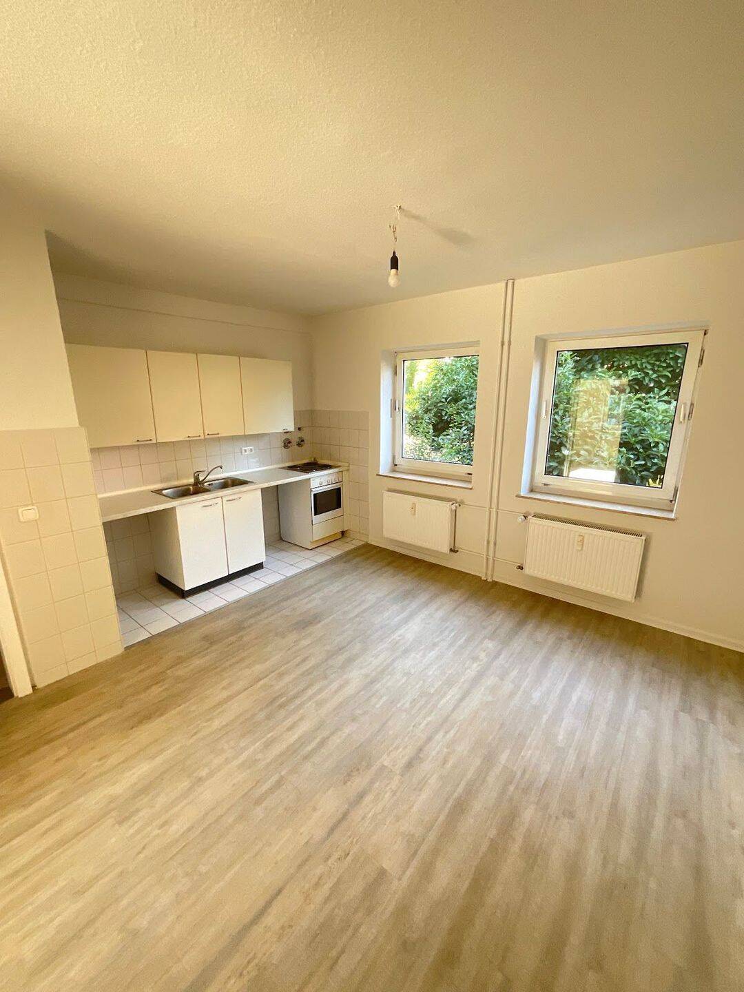 2 Zimmer Wohnung im Erdgeschoss., 24146 Kiel (Elmschenhagen-Süd)