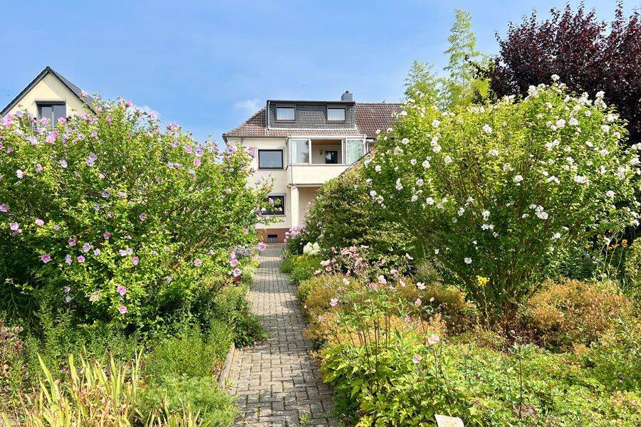 Doppelhaushälfte in idyllischer Lage in der Braunschweiger Gartenstadt!, 38122 Braunschweig