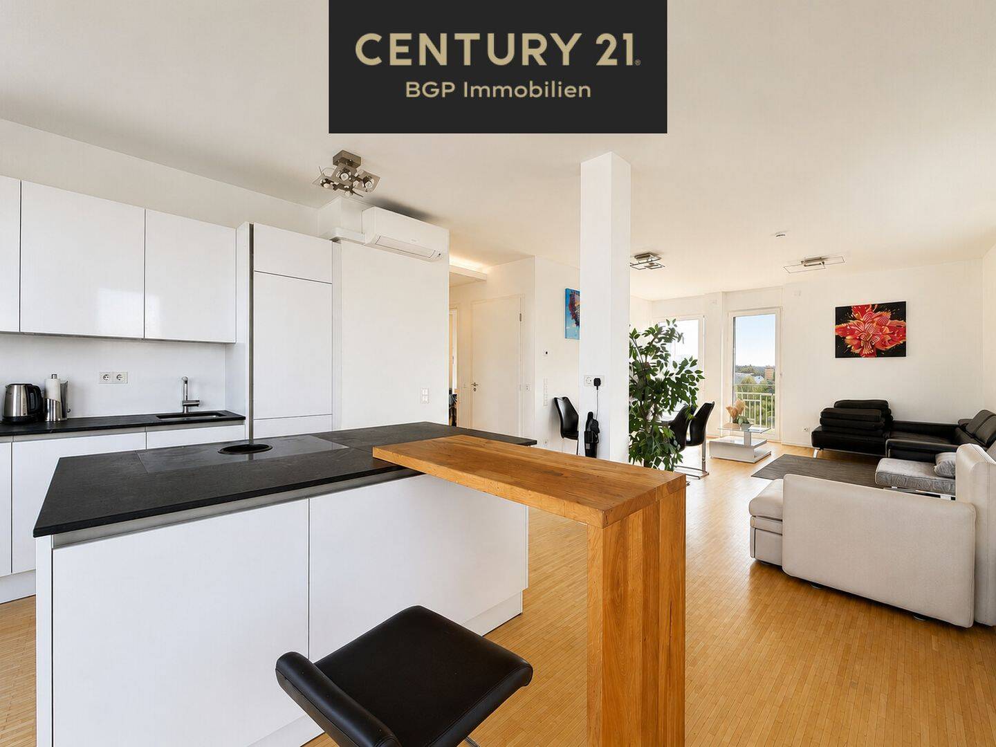 Modernes Penthouse mit Dachterrasse, 60486 Frankfurt am Main (Bockenheim Gallus Rödelheim Westend-Süd)
