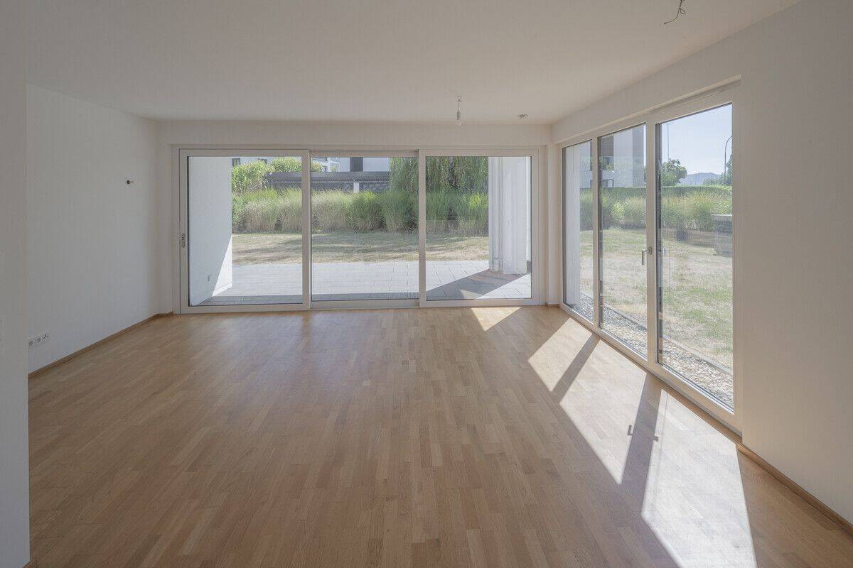 Hier geht die Sonne auf: außergewöhnliche 4 Zimmer-Wohnung im Erdgeschoß, 78315 Radolfzell am Bodensee