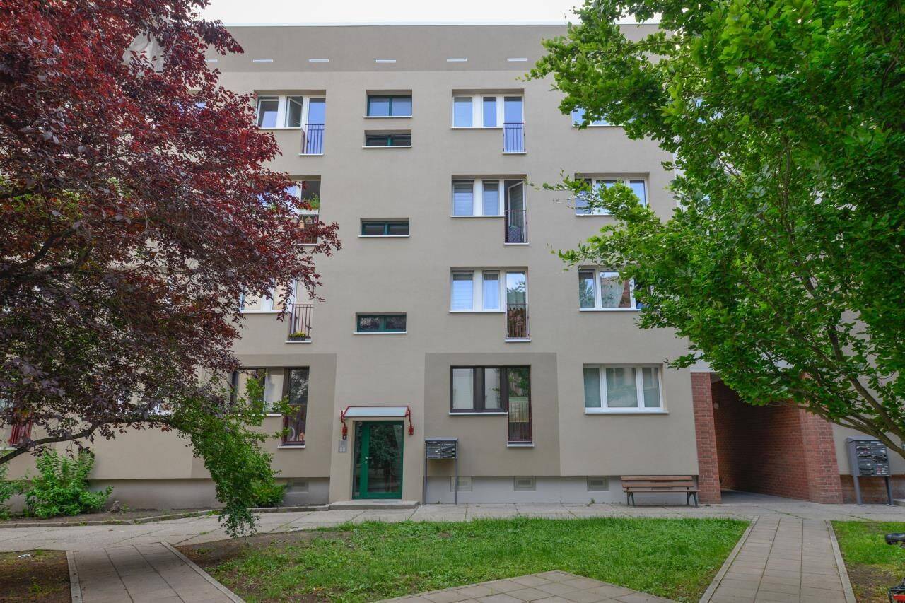 großzügige 3 Raumwohnung, 6108 Halle (Saale) (Altstadt Giebichenstein Innenstadt Paulusviertel Saaleaue)