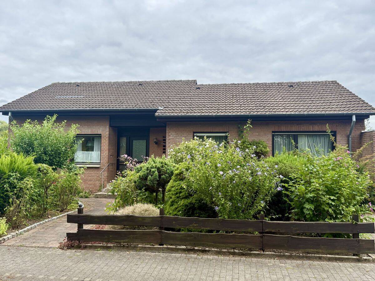 Bungalow mit Satteldach in bevorzugter Lage nahe der Stever mit herrlichem Garten, 48308 Senden