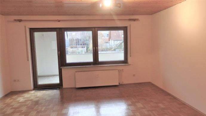 Ruhig Wohnen in Weil im Schönbuch-Breitenstein,4 Zimmer OG-Wohnung in 2-Familienwohnhaus, großzügig mit Südbalkon, 71093 Weil im Schönbuch