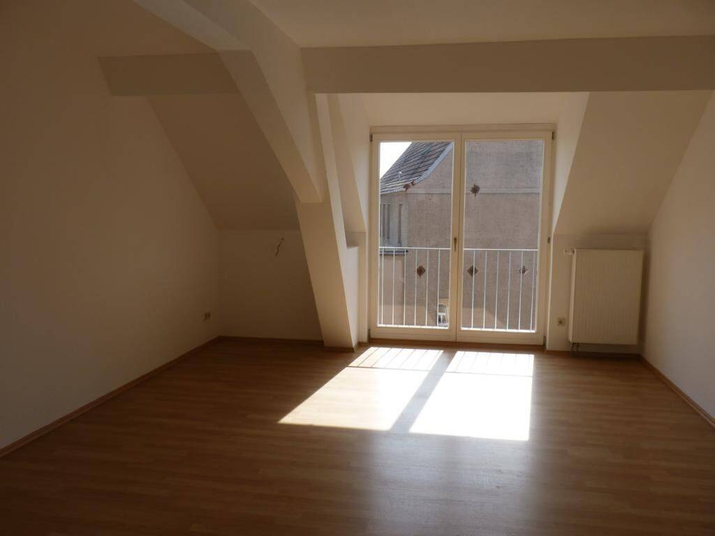 Bezugsfertige Dreiraumwohnung (Maisonett) in Oschatz!, 4758 Oschatz