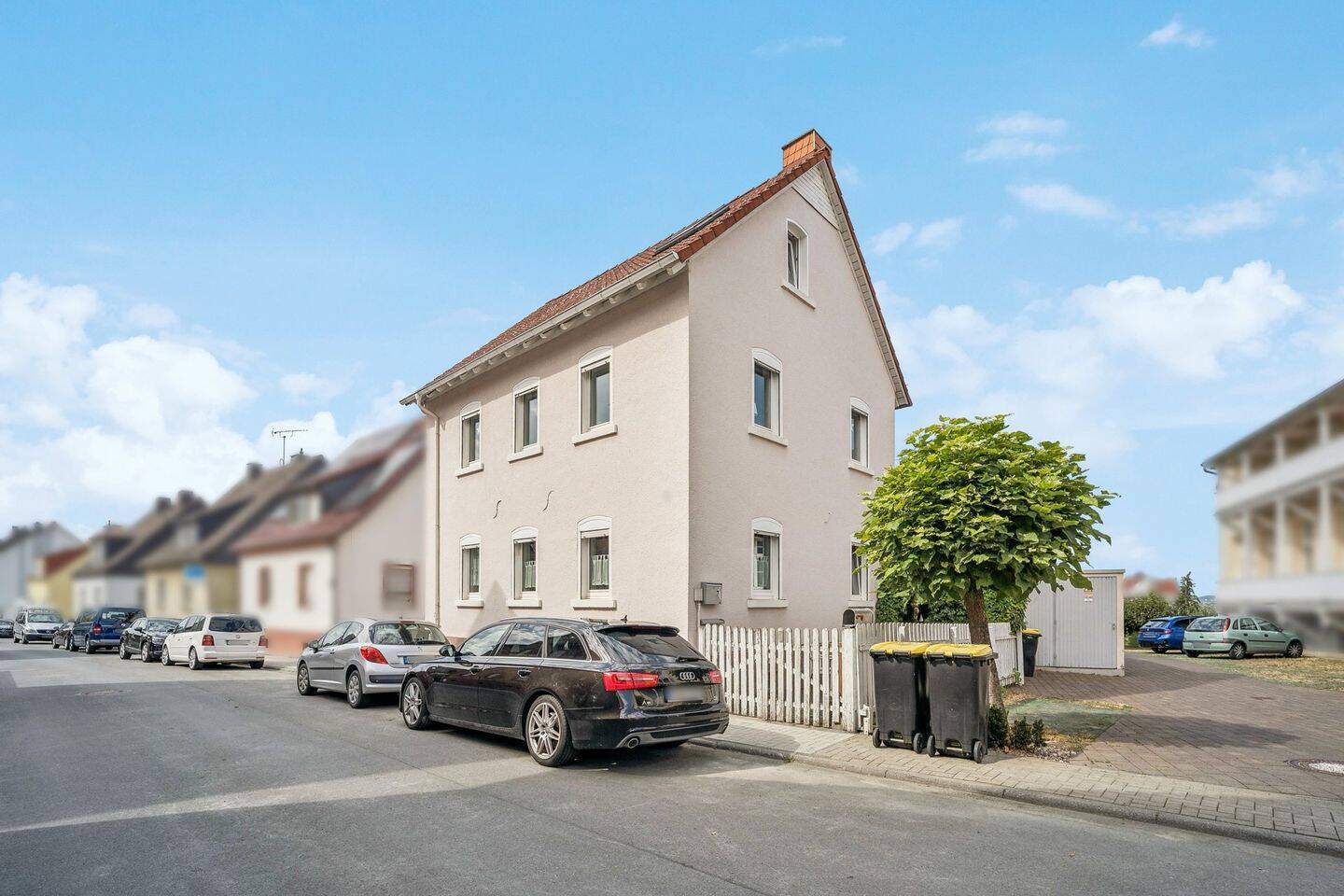 Charmantes Einfamilienhaus mit Einliegerwohnung in ruhiger Wohnlage von Dutenhofen!, 35582 Wetzlar