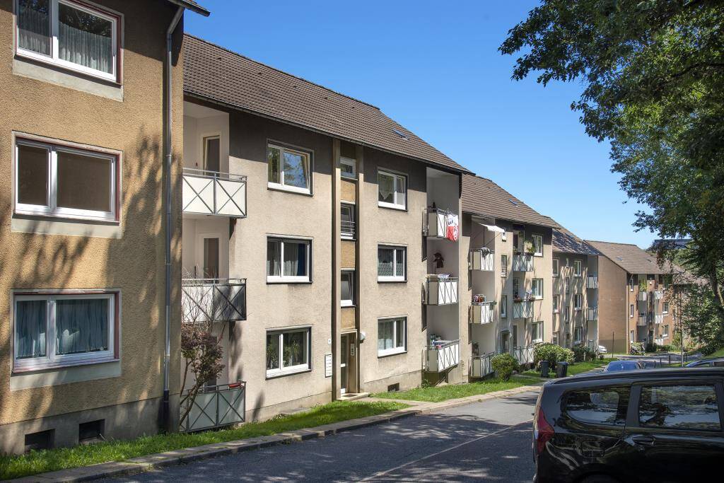 Einzugsbereite 3-Zimmer-Wohnung mit Balkon und neuem Badezimmer in Lüdenscheid Worth-Honsel, 58511 Lüdenscheid