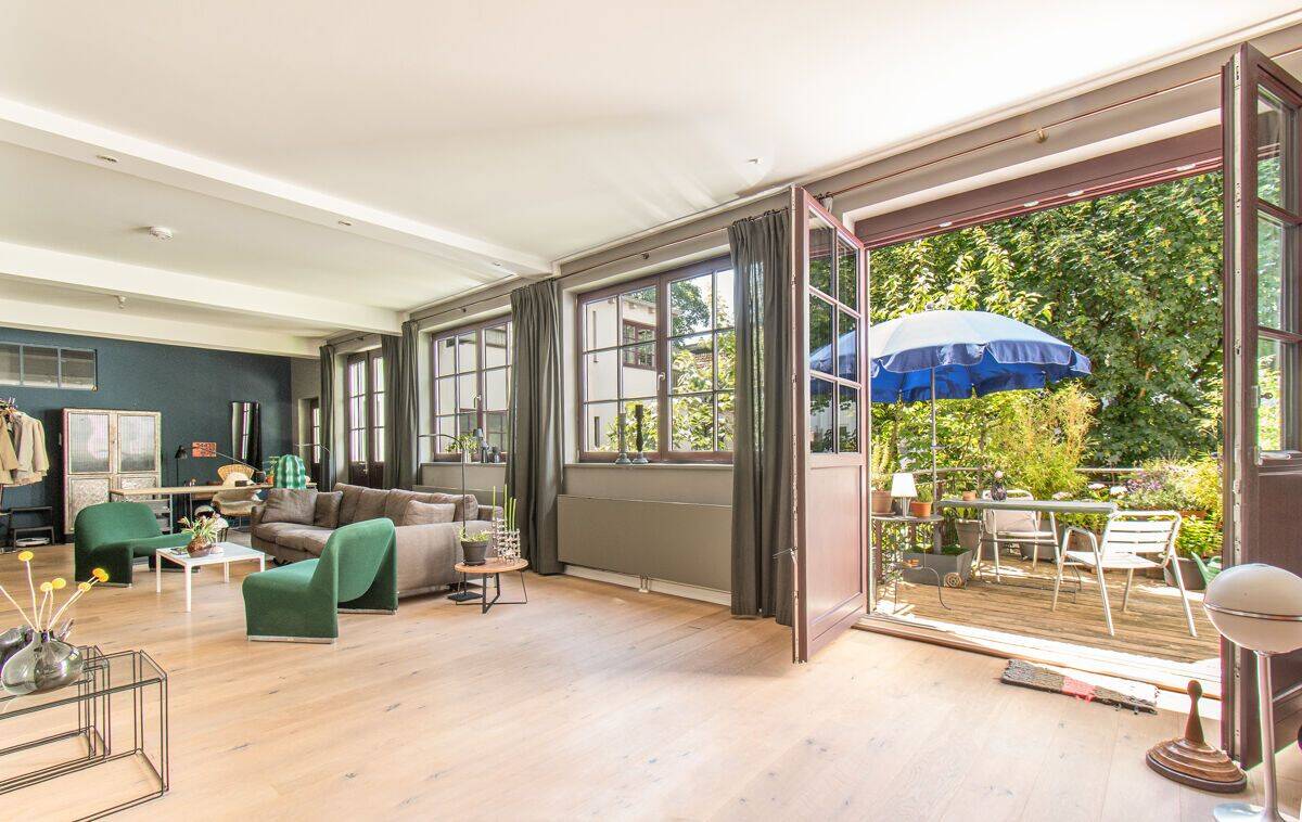 Loft mit Stellplatz und Süd-West Balkon – Modernes Wohnen in Szenelage in Winterhude – 22299 Hamburg – Bild 1 von 1