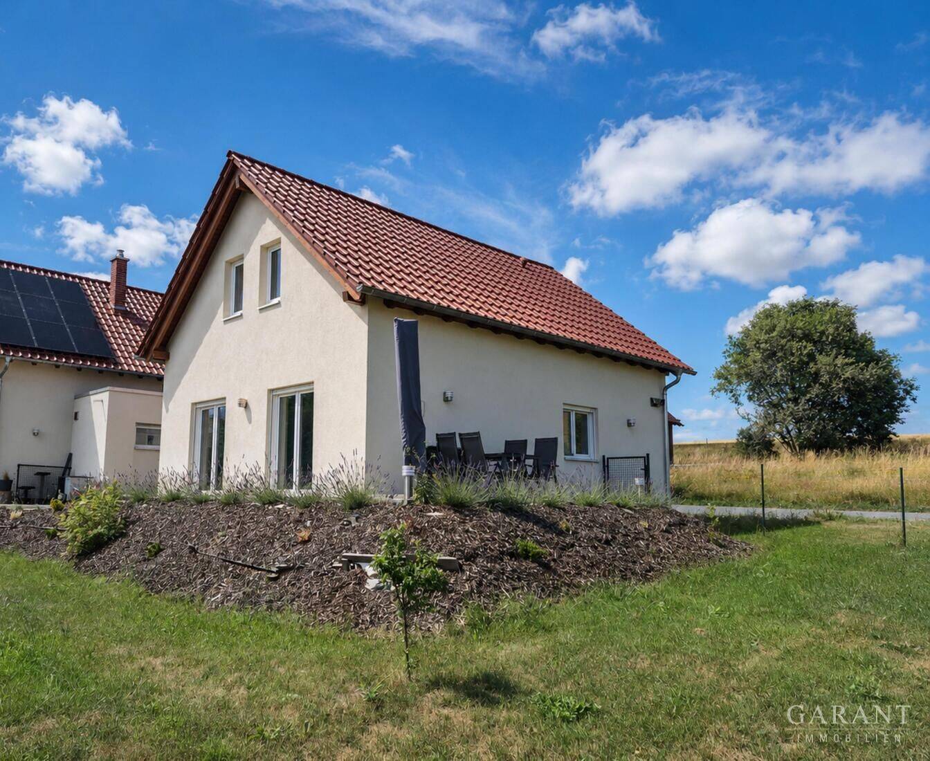 Moderner Bungalow – selbst einziehen oder attraktive Ferienvermietung fortführen, 95698 Bad Neualbenreuth