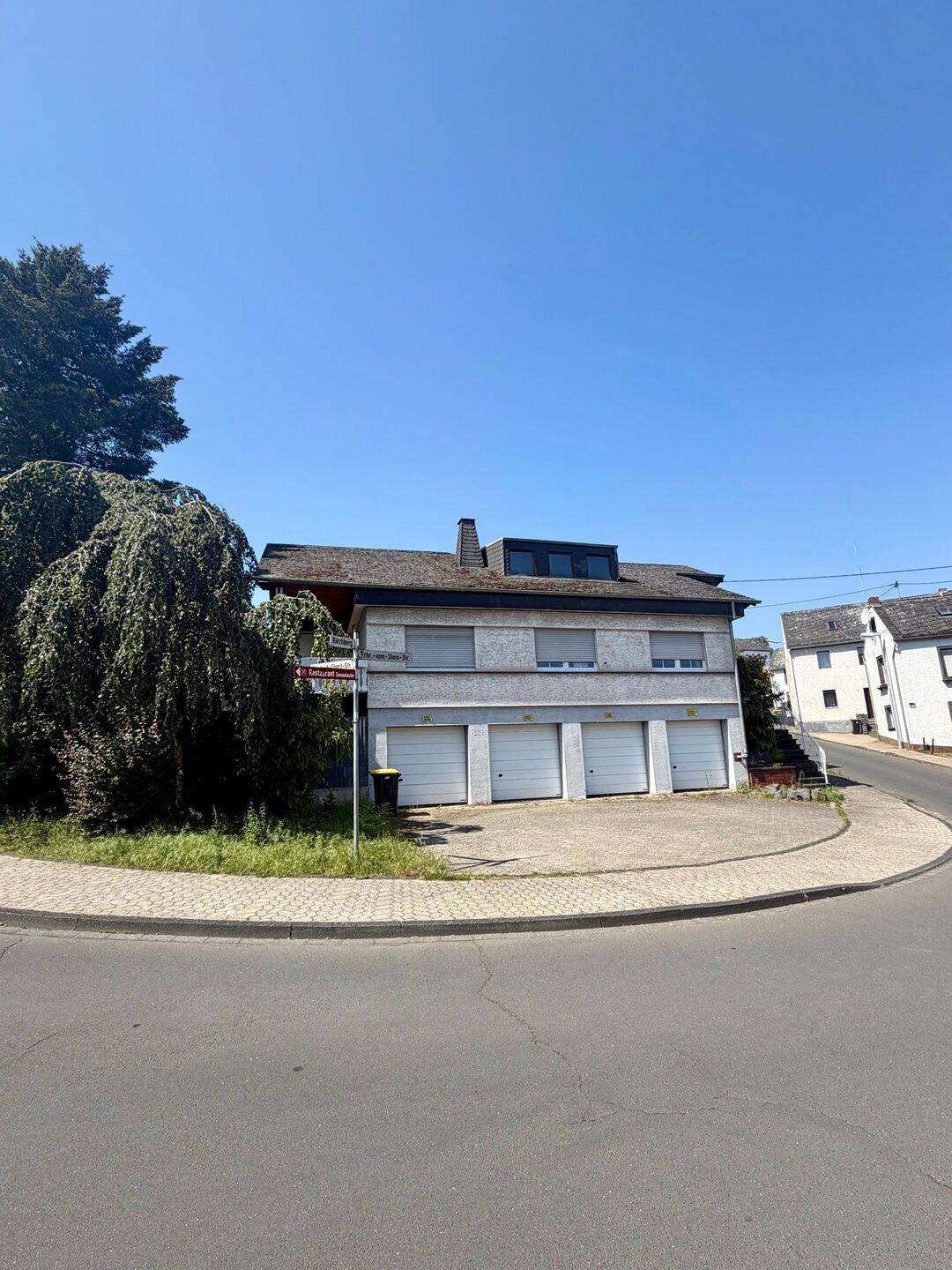Freistehendes EFH zur Miete, modernisiert mit Wintergarten, Garten und Garage, 56743 Mendig
