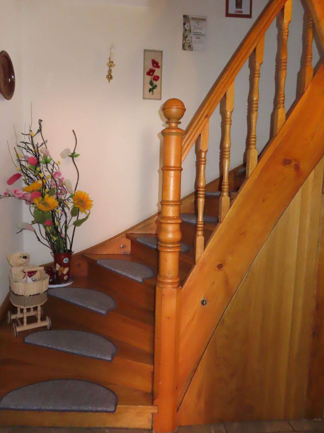 H-636 – Geräumiges Einfamilienwohnhaus mit Keller und Garage in Zeulenroda zu verkaufen, 7937 Zeulenroda-Triebes
