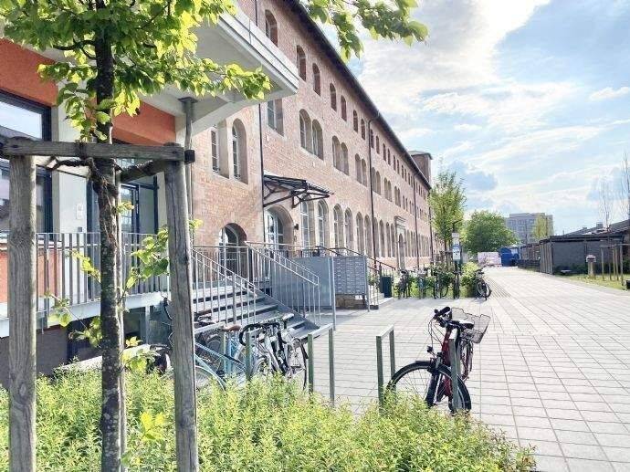 „WOHLFÜHLOASE“ TOP MODERNES VOLL MÖBLIERTES 1 APARTMENT IN ZENTRALER LAGE, 90443 Nürnberg