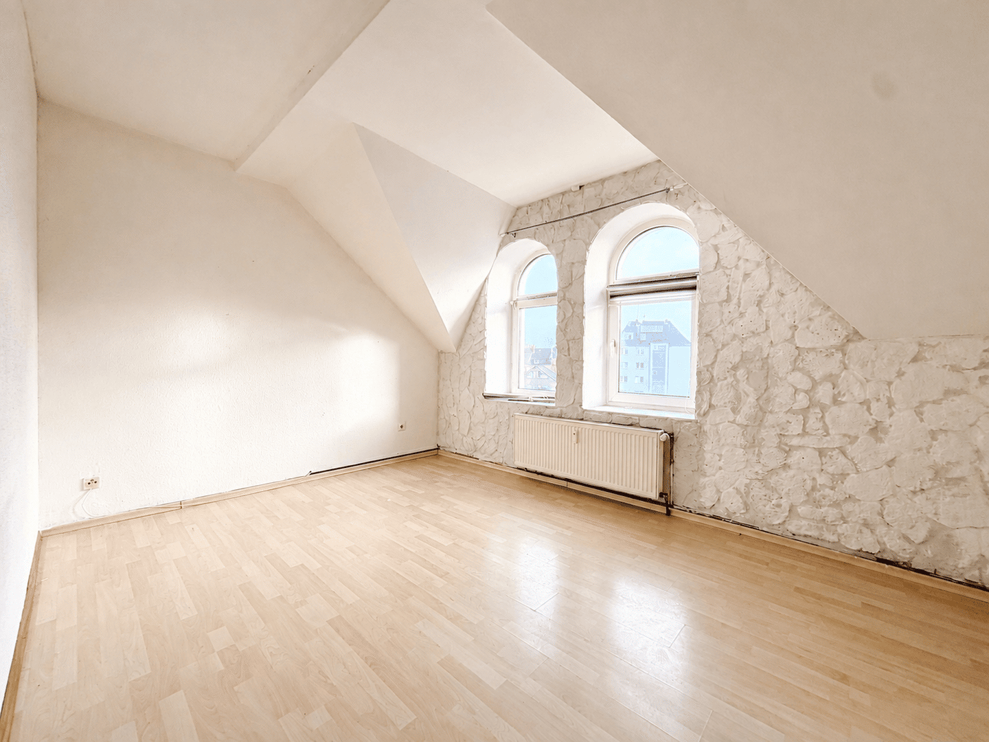 Hier steckt Potenzial drin – renovierungsbedürftige 2,5 Zimmer mit Stellplatz, 44625 Herne (Herne-Mitte Herne-Süd Holsterhausen Sodingen)