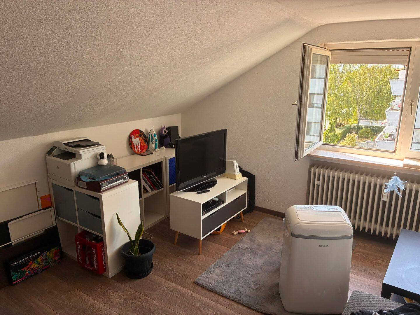 schnucklige 2 Zi.-Wohnung im 4. OG für sportliche Mieter, 89233 Neu-Ulm